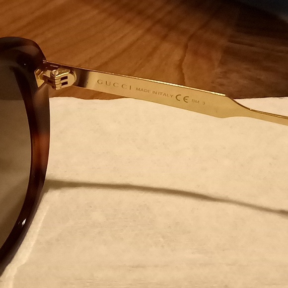Gucci sunglasses - Picture 4 of 4